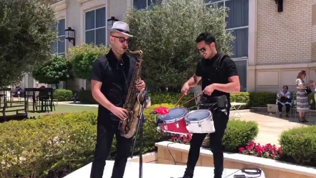 Saxophone et batterie pour mariages – Live on DJ