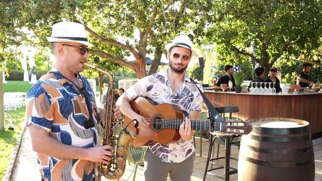 Saxophone and guitar duo for receptions – Misirlou