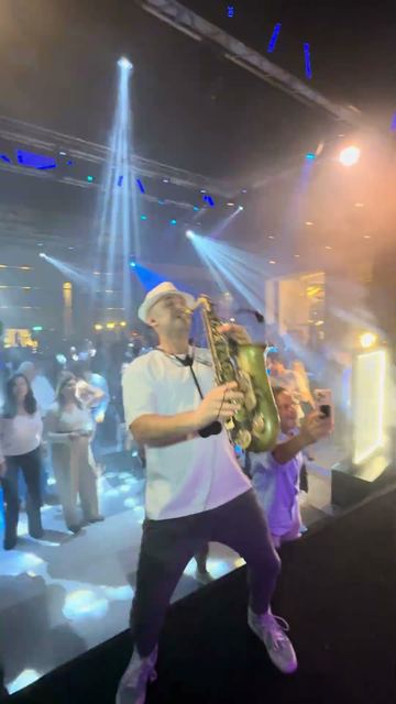 סקסופון למסיבת חתונה