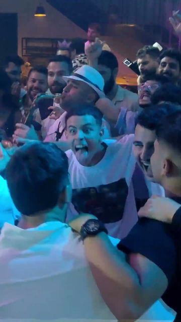 gimme gimme – סקסופון טירוף בחתונה
